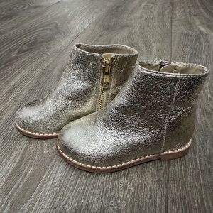 Janie & Jack Kids Gold Ankle Boots (size 6)